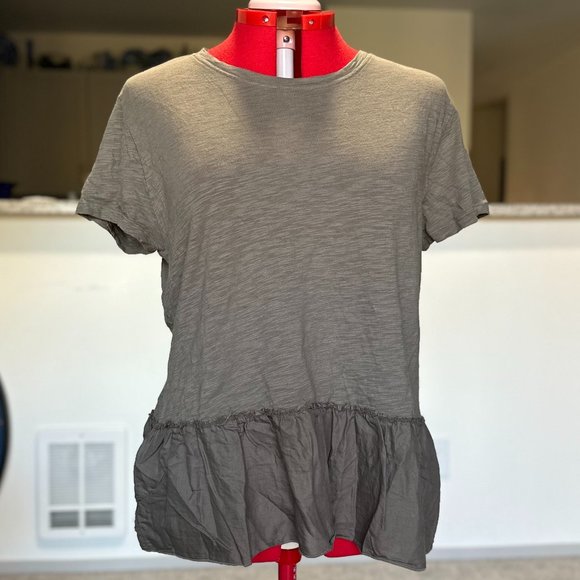 Scout Ruffle Tee Dylan - Picture 1 of 5